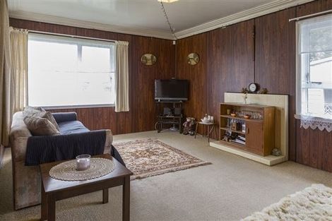 Photo of property in 28 Fleming Street, Manurewa East, Auckland, 2102