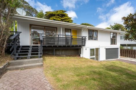 Photo of property in 101 Stewart Drive, Johnsonville, Wellington, 6037
