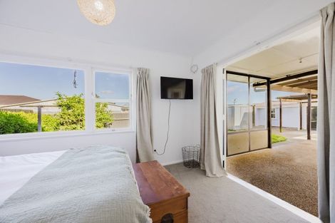 Photo of property in 8 Corbett Place, Onekawa, Napier, 4110