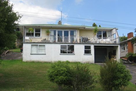 Photo of property in 30 John Davis Road, Mount Roskill, Auckland, 1041