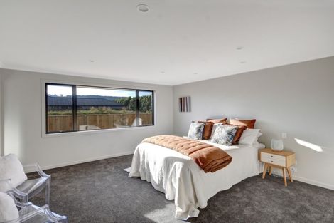 Photo of property in 32 Huntly Road, Outram, 9019