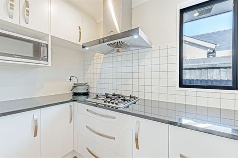 Photo of property in 5 Wilderness Green, Prebbleton, 7604