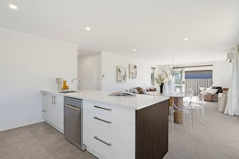 Photo of property in 18 Watene Way, Welcome Bay, Tauranga, 3112