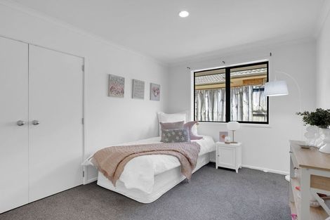 Photo of property in 5 Locksley Lane, Hamilton East, Hamilton, 3216