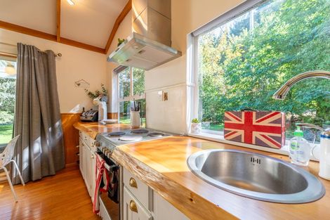 Photo of property in 83 Cosy Dell Road, Herbert, 9495