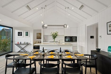 Photo of property in 58 Falconer Rise, Jacks Point, Queenstown, 9371