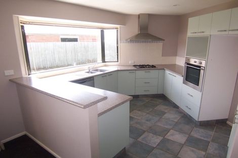 Photo of property in 32 Shearwater Drive, Woolston, Christchurch, 8023