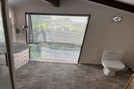 Photo of property in 3 Malters Place, Browns Bay, Auckland, 0630