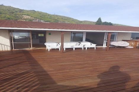 Photo of property in 137 Winara Avenue, Waikanae, 5036