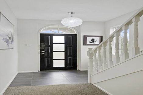 Photo of property in 15 Sawtell Place, Northcote, Christchurch, 8052