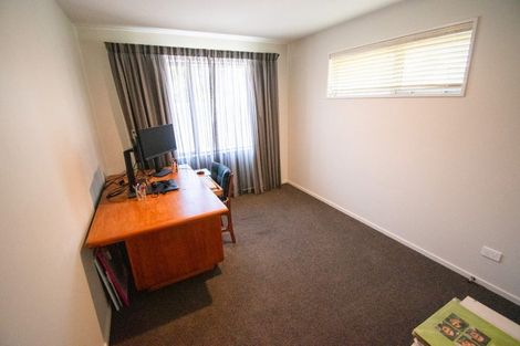 Photo of property in 13 Cross Street, Phillipstown, Christchurch, 8011