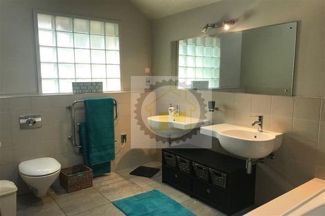 Photo of property in 7/2 Manor Place, Dunedin Central, Dunedin, 9016