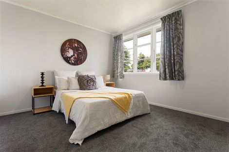 Photo of property in 55a Ross Crescent, Fairfield, Hamilton, 3214