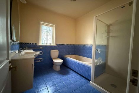 Photo of property in 1 Para Street, Miramar, Wellington, 6022