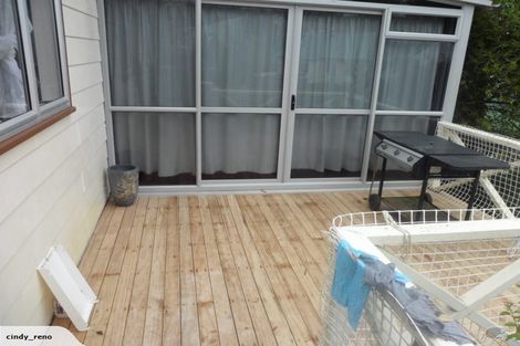 Photo of property in 8 Athena Drive, Totara Vale, Auckland, 0629