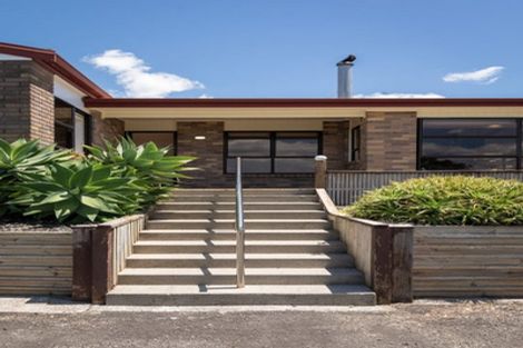 Photo of property in 2 Denby Close, Athenree, Katikati, 3177