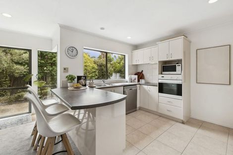 Photo of property in 23 Delmont Close, East Tamaki Heights, Auckland, 2016