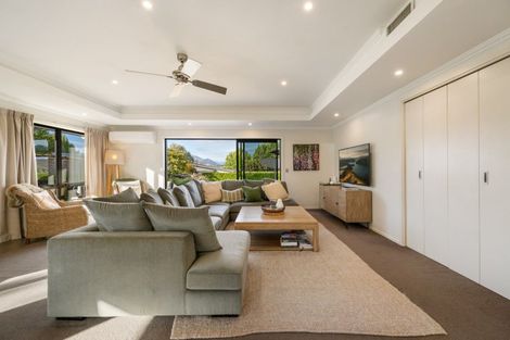 Photo of property in 11 Mcfarlane Terrace, Wanaka, 9305