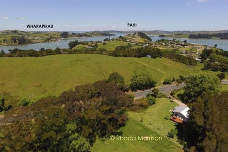 Photo of property in 506 Pahi Road, Pahi, Paparoa, 0571