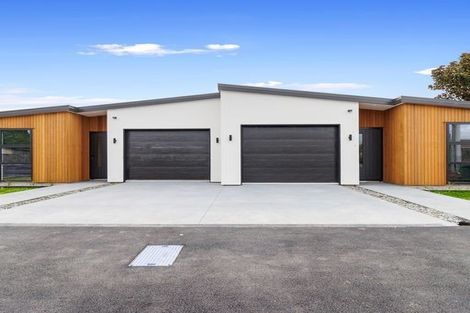 Photo of property in 1/78 Sandwich Road, Saint Andrews, Hamilton, 3200