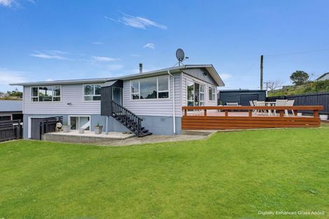 Photo of property in 2 Bromley Place, Westown, New Plymouth, 4310