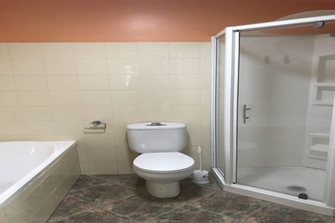 Photo of property in 37 Takapu Street, Henderson, Auckland, 0612