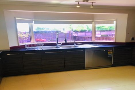 Photo of property in 219 Hill Road, The Gardens, Auckland, 2105