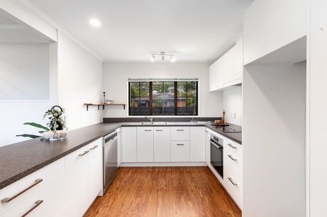 Photo of property in 76a Winara Avenue, Waikanae, 5036