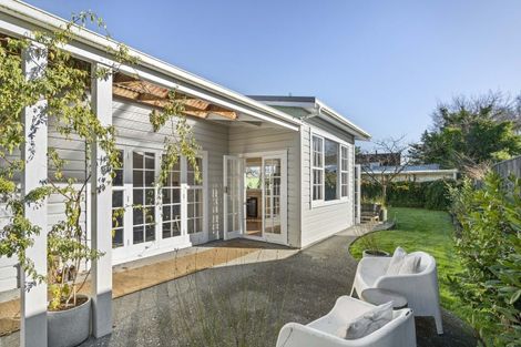 Photo of property in 206 Main Street, Greytown, 5712