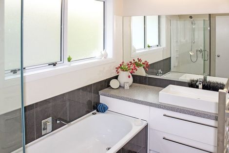 Photo of property in 61 Glandovey Road, Fendalton, Christchurch, 8052