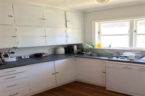 Photo of property in 29 Bancroft Terrace, Newlands, Wellington, 6037