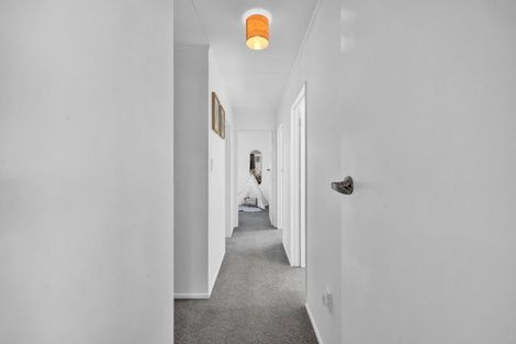 Photo of property in 9 Pohutukawa Drive, Opunake, 4616