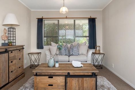 Photo of property in 87 Harbour View Road, Omokoroa, 3114