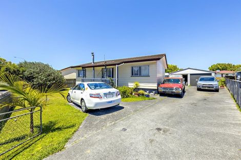 Photo of property in 49 Te Irirangi Drive, Clover Park, Auckland, 2019