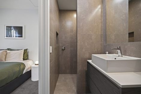 Photo of property in 33 Alps View Place, Lake Hayes, Queenstown, 9304