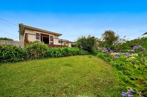 Photo of property in 7 Whakawhiti Street, Marfell, New Plymouth, 4310