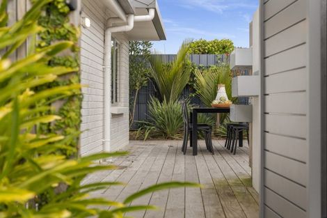 Photo of property in 8 Terrace Avenue, Mount Maunganui, 3116