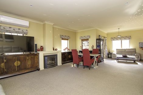 Photo of property in 41 Fitchett Street, Palmerston North, 4410