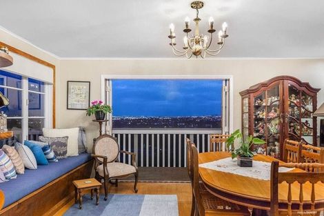 Photo of property in 103 Luckens Road, West Harbour, Auckland, 0618