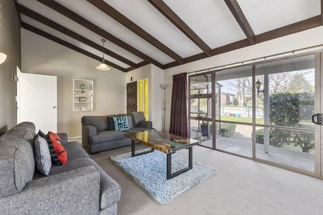 Photo of property in 77 Richmond Avenue, Richmond Heights, Taupo, 3330