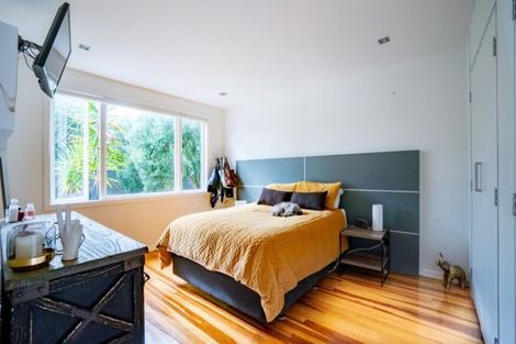 Photo of property in 4 Stirling Crescent, Hokowhitu, Palmerston North, 4410