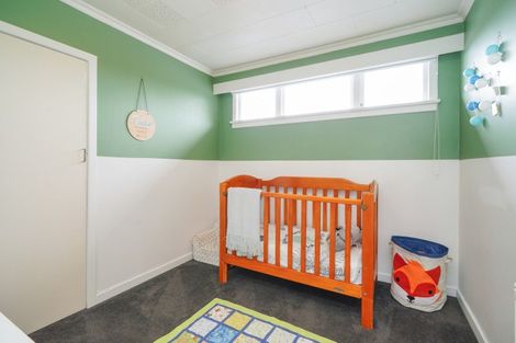 Photo of property in 22 Cruickshank Crescent, Rosedale, Invercargill, 9810