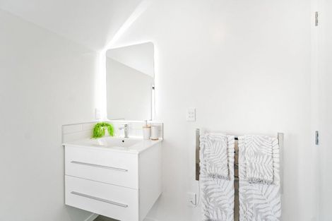 Photo of property in 4/75 Barbour Street, Waltham, Christchurch, 8011