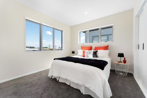 Photo of property in 5a Braeburn Place, Takanini, 2112