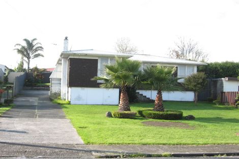 Photo of property in 122 Beaumonts Way, Manurewa, Auckland, 2102