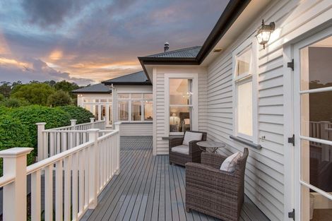 Photo of property in 15 Hackthorne Road, Cashmere, Christchurch, 8022