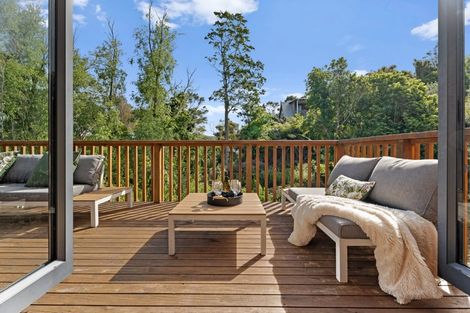 Photo of property in 99 Onetangi Road, Waiheke Island, 1971