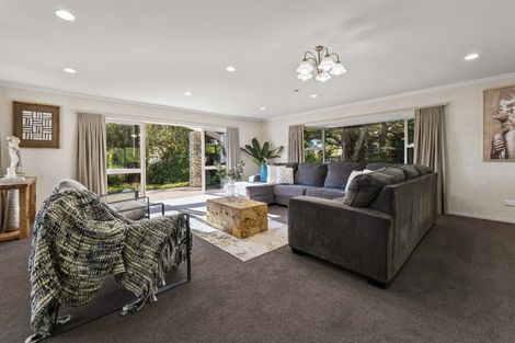 Photo of property in 333 Devon Street West, New Plymouth, 4310