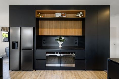 Photo of property in 25 Somerton Drive, Huntington, Hamilton, 3210