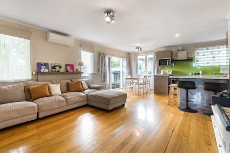 Photo of property in 1/29 Raines Avenue, Forrest Hill, Auckland, 0620